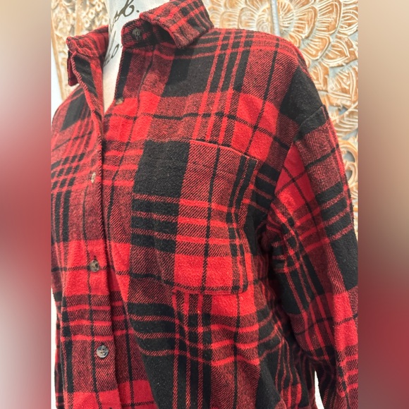 Love Notes Red/Black Plaid Shirt Jacket- size S (oversized S) - Picture 8 of 11